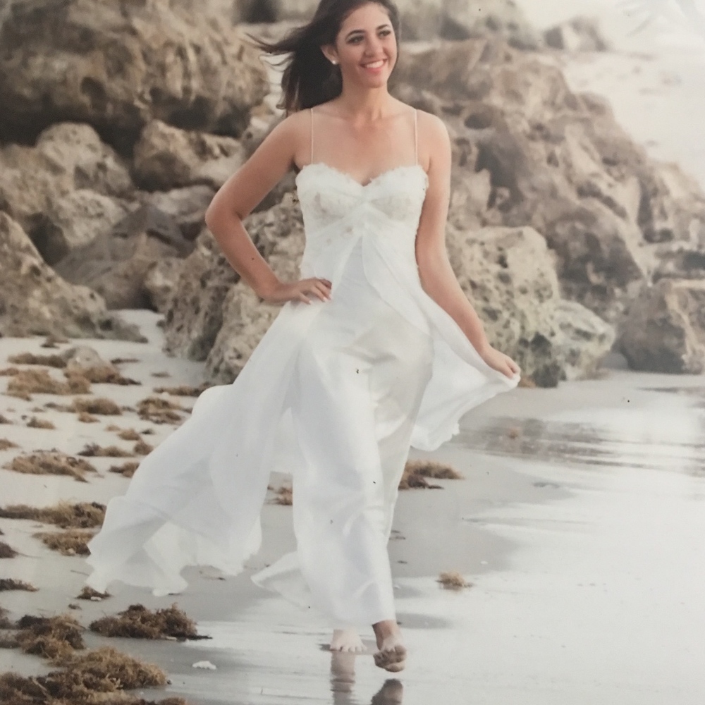Flawless Gorgeous Flowy dress for any occasion♥️